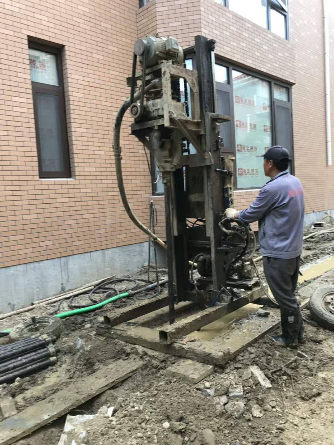 機械打深水井 (3)